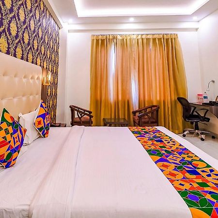 Fabhotel Swess Grand Agra  Kültér fotó