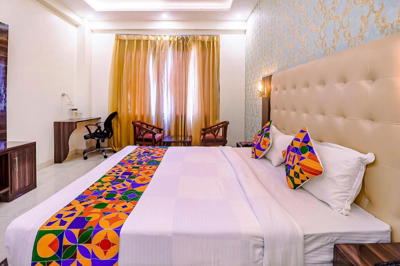 Fabhotel Swess Grand Agra  Kültér fotó