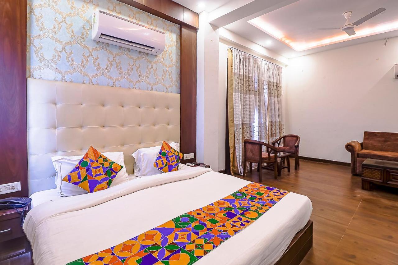 Fabhotel Swess Grand Agra  Kültér fotó