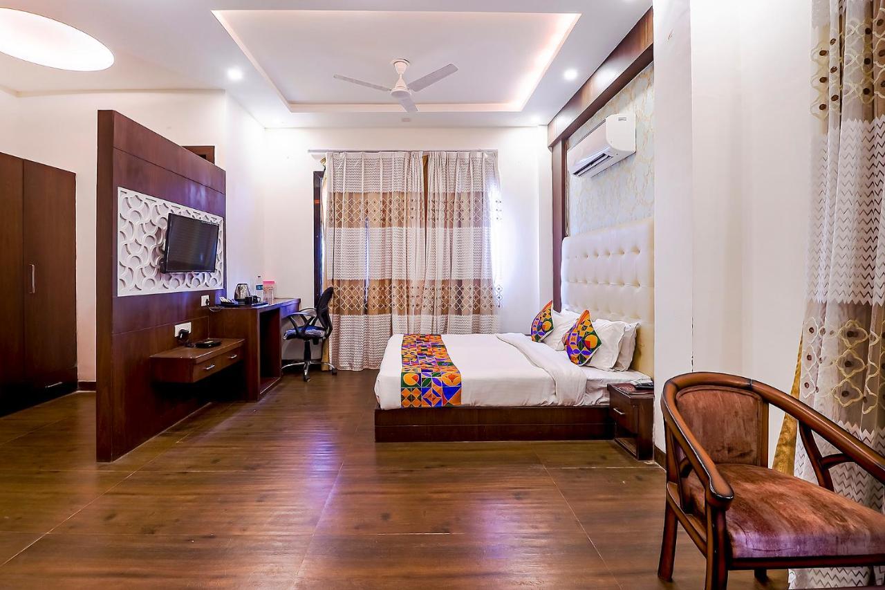 Fabhotel Swess Grand Agra  Kültér fotó